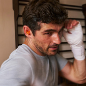 Навушники TWS Beats by Dr. Dre Powerbeats Fit Spark Orange (ME2M4) 8 – techzone.com.ua