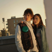 Портативна акустика Bang & Olufsen Beosound A1 2nd Gen Green 6 – techzone.com.ua Портативна акустика Bang & Olufsen Beosound A1 2nd Gen Green 6 – techzone.com.ua