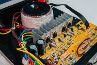 Гибридный усилитель Taga Harmony HTA-25B v.2 Black 4 – techzone.com.ua Гибридный усилитель Taga Harmony HTA-25B v.2 Black 4 – techzone.com.ua