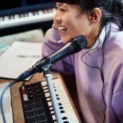 Наушники Sennheiser IE 100 PRO Red (508942) 5 – techzone.com.ua Наушники Sennheiser IE 100 PRO Red (508942) 5 – techzone.com.ua