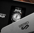 Чоловічий годинник Seiko 5 Sports SKX 55th Anniversary Ultraseven Limited Edition SRPJ79K1 4 – techzone.com.ua