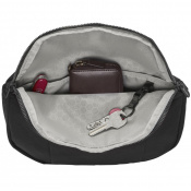 Сумка на пояс Victorinox Travel LIFESTYLE ACCESSORY/Black Vt607120 4 – techzone.com.ua Сумка на пояс Victorinox Travel LIFESTYLE ACCESSORY/Black Vt607120 4 – techzone.com.ua