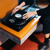 Програвач вінілу Gadhouse Mathis Turntable (GAD2401) 11 – techzone.com.ua Програвач вінілу Gadhouse Mathis Turntable (GAD2401) 11 – techzone.com.ua