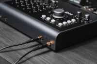 AUDIENT iD44 MKII Аудіоінтерфейс 9 – techzone.com.ua AUDIENT iD44 MKII Аудіоінтерфейс 9 – techzone.com.ua