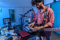 MIDI клавіатура NOVATION Launchkey Mini 25 MK4 12 – techzone.com.ua MIDI клавіатура NOVATION Launchkey Mini 25 MK4 12 – techzone.com.ua