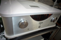 Интегрированный усилитель Taga Harmony HTA-2000B Silver 6 – techzone.com.ua Интегрированный усилитель Taga Harmony HTA-2000B Silver 6 – techzone.com.ua