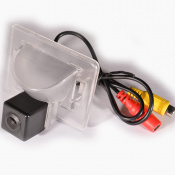 Штатная камера заднего вида IL Trade 1362, Mazda 4 – techzone.com.ua Штатная камера заднего вида IL Trade 1362, Mazda 4 – techzone.com.ua