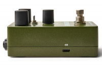 UNIVERSAL AUDIO Brigade Chorus Vibrato Педаль ефектів 3 – techzone.com.ua UNIVERSAL AUDIO Brigade Chorus Vibrato Педаль ефектів 3 – techzone.com.ua