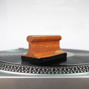 Щітка для очищення платівок (оксамитова) Myllo Record Brush №2 MV-B02 4 – techzone.com.ua Щітка для очищення платівок (оксамитова) Myllo Record Brush №2 MV-B02 4 – techzone.com.ua