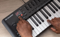 MIDI клавіатура M-AUDIO Oxygen 49 MK V 9 – techzone.com.ua MIDI клавіатура M-AUDIO Oxygen 49 MK V 9 – techzone.com.ua