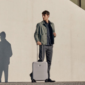 Валіза Victorinox AIROX Advanced Stone White Маленька Vt653131 2 – techzone.com.ua Валіза Victorinox AIROX Advanced Stone White Маленька Vt653131 2 – techzone.com.ua