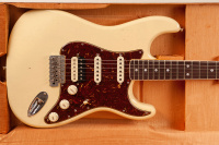 FENDER CUSTOM SHOP LIMITED EDITION '67 STRATOCASTER HSS JOURNEYMAN RELIC AGED VINTAGE WHITE Електрогітара 11 – techzone.com.ua FENDER CUSTOM SHOP LIMITED EDITION '67 STRATOCASTER HSS JOURNEYMAN RELIC AGED VINTAGE WHITE Електрогітара 11 – techzone.com.ua