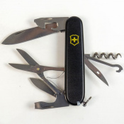 Складной нож Victorinox CLIMBER MAT черный матовый лак с желт.лого 1.3703.3.M0008p 5 – techzone.com.ua Складной нож Victorinox CLIMBER MAT черный матовый лак с желт.лого 1.3703.3.M0008p 5 – techzone.com.ua