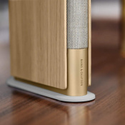 Акустика Bang & Olufsen Beosound Emerge Gold Tone Alu/Light Oak 7 – techzone.com.ua Акустика Bang & Olufsen Beosound Emerge Gold Tone Alu/Light Oak 7 – techzone.com.ua