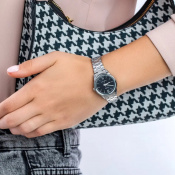 Жіночий годинник Casio Standard Analogue LTP-V005D-1B2 4 – techzone.com.ua