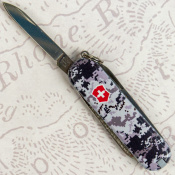 Складаний ніж Victorinox CLASSIC SD ARMY Піксель синій з черв. Лого 0.6223.3.W3943pw 8 – techzone.com.ua Складаний ніж Victorinox CLASSIC SD ARMY Піксель синій з черв. Лого 0.6223.3.W3943pw 8 – techzone.com.ua