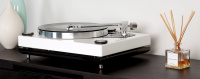Програвач вінілу Roksan Xerxes 20 Plus Turntable Piano White 7 – techzone.com.ua Програвач вінілу Roksan Xerxes 20 Plus Turntable Piano White 7 – techzone.com.ua