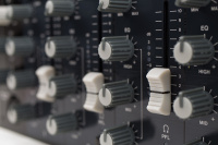 Інсталяційний мiкшерний пульт Tascam MZ-372 5 – techzone.com.ua