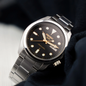 Чоловічий годинник Seiko 5 Sports SKX SRPE57K1 3 – techzone.com.ua Чоловічий годинник Seiko 5 Sports SKX SRPE57K1 3 – techzone.com.ua