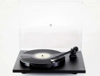 Програвач вінілових платівок Rega Planar 1 B Grade Matt Black (Carbon)