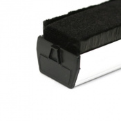 Щітка комбінована антистатична для платівок Tonar Dust Jockey 4272 2 – techzone.com.ua Щітка комбінована антистатична для платівок Tonar Dust Jockey 4272 2 – techzone.com.ua