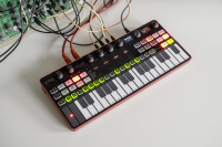 Аналоговый синтезатор IK Multimedia Uno Synth Pro Desktop 4 – techzone.com.ua Аналоговый синтезатор IK Multimedia Uno Synth Pro Desktop 4 – techzone.com.ua