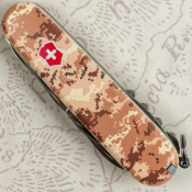 Складаний ніж Victorinox HUNTSMAN ARMY Піксель пісочний з черв. Лого 1.3713.7.W3945p 7 – techzone.com.ua