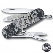 Складаний ніж Victorinox CLASSIC SD ARMY Піксель синій 0.6223.3.W3942pw 2 – techzone.com.ua Складаний ніж Victorinox CLASSIC SD ARMY Піксель синій 0.6223.3.W3942pw 2 – techzone.com.ua