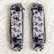 Складной нож Victorinox CLASSIC SD ARMY Пиксель синий 0.6223.3.W3942pw 6 – techzone.com.ua