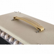 Комбопідсилювач Harley Benton TUBE15 Celestion 4 – techzone.com.ua Комбопідсилювач Harley Benton TUBE15 Celestion 4 – techzone.com.ua