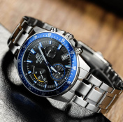 Чоловічий годинник Casio Edifice Standard Chronograph EFV-540D-1A2VUEF 3 – techzone.com.ua