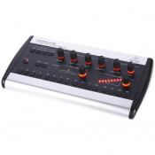 Цифровий стерео-мікшер Behringer Powerplay P16 M 2 – techzone.com.ua Цифровий стерео-мікшер Behringer Powerplay P16 M 2 – techzone.com.ua