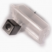 Штатна камера заднього виду IL Trade 1374, LAND ROVER / RANGE ROVER 2 – techzone.com.ua Штатна камера заднього виду IL Trade 1374, LAND ROVER / RANGE ROVER 2 – techzone.com.ua