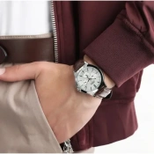 Чоловічий годинник Casio Timeless Chronograph MTP-V300L-7A 6 – techzone.com.ua Чоловічий годинник Casio Timeless Chronograph MTP-V300L-7A 6 – techzone.com.ua