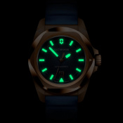 Жіночий годинник Victorinox Swiss Army I.N.O.X. Small V242035 8 – techzone.com.ua Жіночий годинник Victorinox Swiss Army I.N.O.X. Small V242035 8 – techzone.com.ua