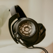 Наушники Sennheiser HD 820 (507435) 4 – techzone.com.ua Наушники Sennheiser HD 820 (507435) 4 – techzone.com.ua