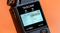 Портативний цифровий рекордер Tascam DR-05XP 4 – techzone.com.ua