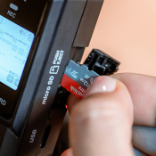 Портативний цифровий рекордер Tascam DR-05XP 6 – techzone.com.ua