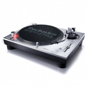 Програвач вінілу Technics SL-1200MK7 Silver (SL-1200MK7EGS) 2 – techzone.com.ua Програвач вінілу Technics SL-1200MK7 Silver (SL-1200MK7EGS) 2 – techzone.com.ua
