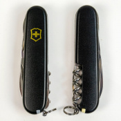 Складаний ніж Victorinox HUNTSMAN MAT чорний матовий лак з жовт.лого 1.3713.3.M0008p 4 – techzone.com.ua Складаний ніж Victorinox HUNTSMAN MAT чорний матовий лак з жовт.лого 1.3713.3.M0008p 4 – techzone.com.ua