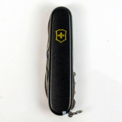 Складной нож Victorinox HUNTSMAN MAT черный матовый лак с желт.лого 1.3713.3.M0008p 10 – techzone.com.ua Складной нож Victorinox HUNTSMAN MAT черный матовый лак с желт.лого 1.3713.3.M0008p 10 – techzone.com.ua