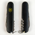 Складной нож Victorinox HUNTSMAN MAT черный матовый лак с желт.лого 1.3713.3.M0008p 4 – techzone.com.ua
