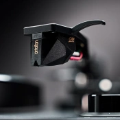 Програвач вiнiлу Argon TT Signature Walnut 11 – techzone.com.ua Програвач вiнiлу Argon TT Signature Walnut 11 – techzone.com.ua