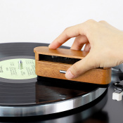 Щітка для очищення платівок 2в1 (карбон+оксамит)+серветки Myllo MV-B03(F) 6 – techzone.com.ua Щітка для очищення платівок 2в1 (карбон+оксамит)+серветки Myllo MV-B03(F) 6 – techzone.com.ua