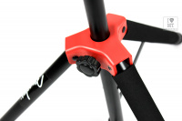 FENDER DELUXE HANGING GUITAR STAND BLACK/RED Стойка гитарная 7 – techzone.com.ua