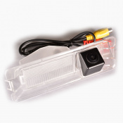 Штатна камера заднього виду IL Trade 1321, RENAULT 4 – techzone.com.ua Штатна камера заднього виду IL Trade 1321, RENAULT 4 – techzone.com.ua