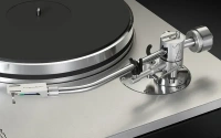 Програвач вінілу Luxman PD-191A Silver 4 – techzone.com.ua Програвач вінілу Luxman PD-191A Silver 4 – techzone.com.ua