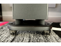 Антирезонансні ніжки IsoAcoustics GAIA II 5 – techzone.com.ua Антирезонансні ніжки IsoAcoustics GAIA II 5 – techzone.com.ua