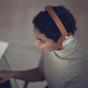 Наушники Bang & Olufsen Beoplay HX Timber (1224002) 8 – techzone.com.ua Наушники Bang & Olufsen Beoplay HX Timber (1224002) 8 – techzone.com.ua