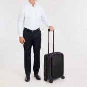 Валіза Victorinox MYTHIC Black Маленька Vt653461 10 – techzone.com.ua Валіза Victorinox MYTHIC Black Маленька Vt653461 10 – techzone.com.ua